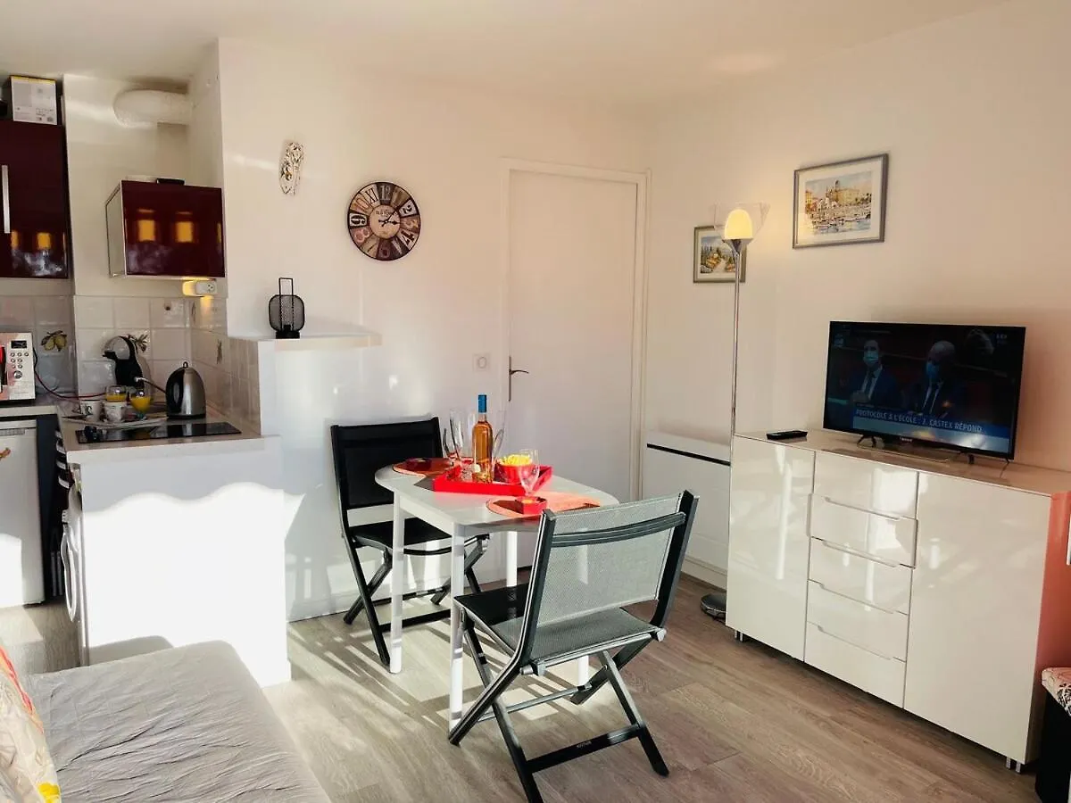 Cap Raphael Yourhosthelper Saint-Raphael  Apartment Saint-Raphael (Var)